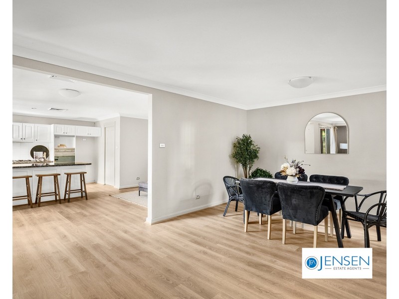 5 Goldfinch Crescent, Bella Vista NSW 2153