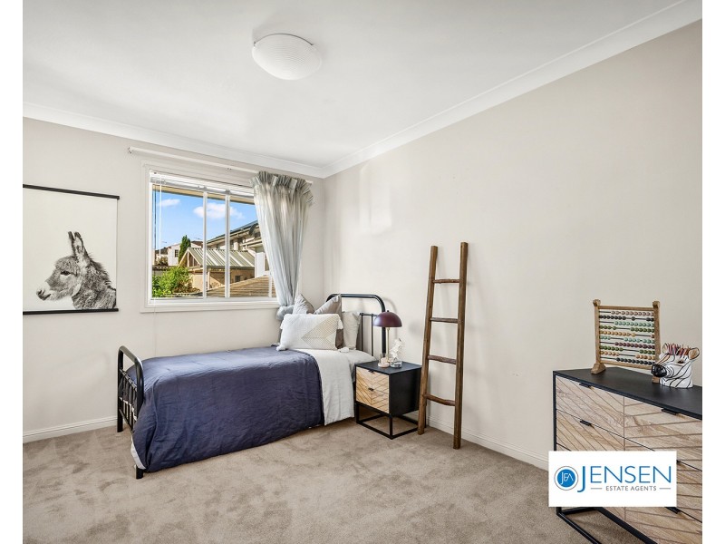 5 Goldfinch Crescent, Bella Vista NSW 2153