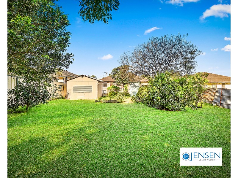 27 Robshaw Road, Marayong NSW 2148