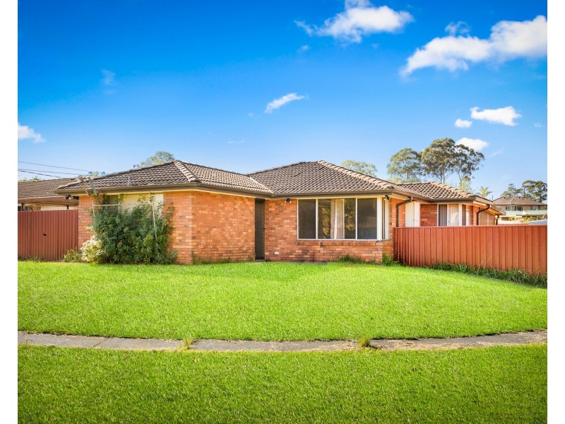 37 Orleans Crescent, Toongabbie NSW 2146