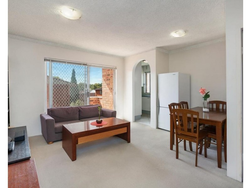 16/33 Meadow Crescent, Meadowbank NSW 2114