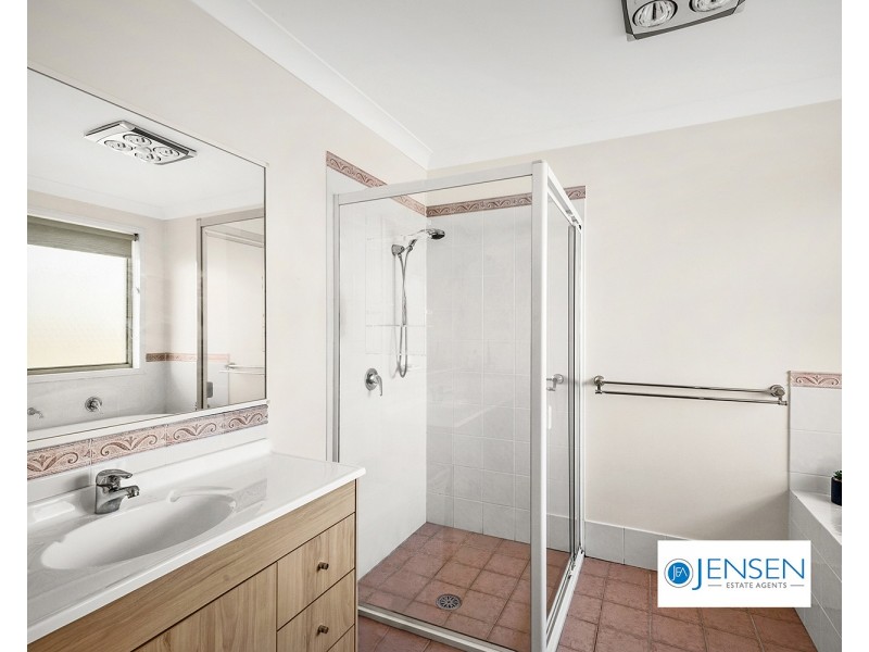 146 Brampton Drive, Beaumont Hills NSW 2155