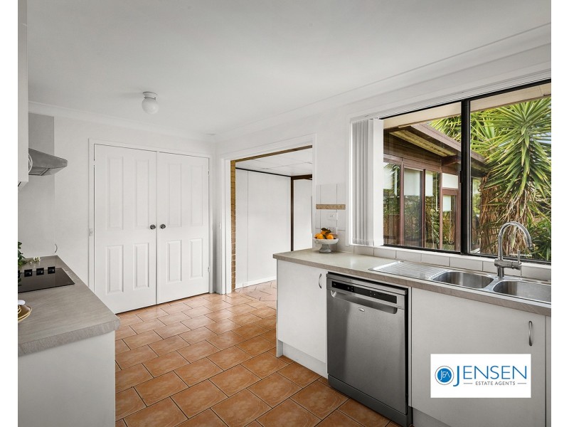 39 Fuchsia Crescent, Quakers Hill NSW 2763