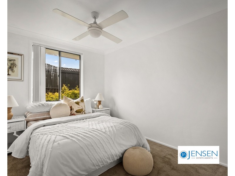 39 Fuchsia Crescent, Quakers Hill NSW 2763