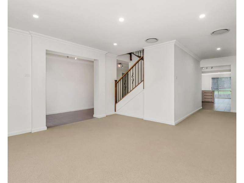 70 Pentonville Parade, Castle Hill NSW 2154