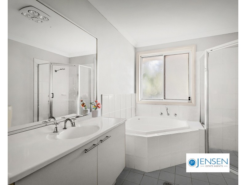 13 Rochdale Circuit, Stanhope Gardens NSW 2768