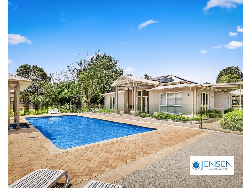 13 Rochdale Circuit, Stanhope Gardens NSW 2768