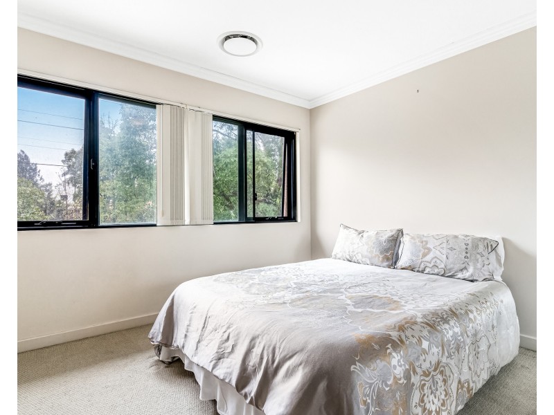 2/231 Old Northern Road, Castle Hill NSW 2154