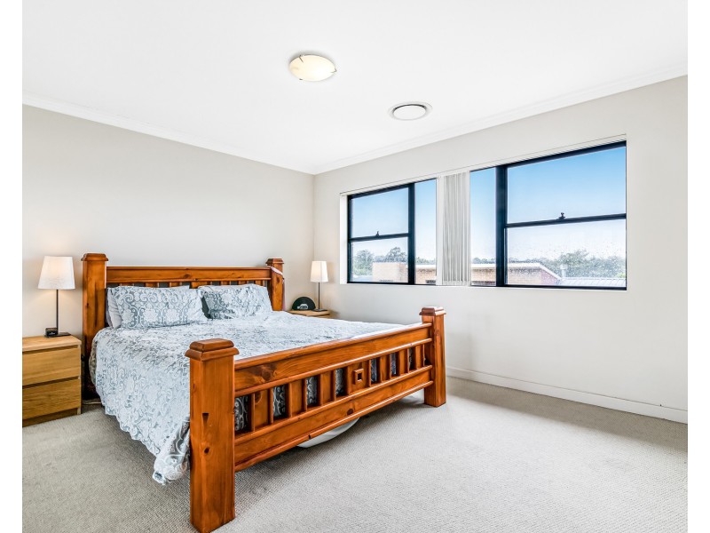 2/231 Old Northern Road, Castle Hill NSW 2154