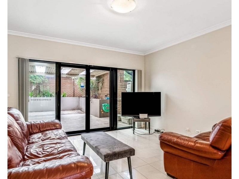 2/231 Old Northern Road, Castle Hill NSW 2154
