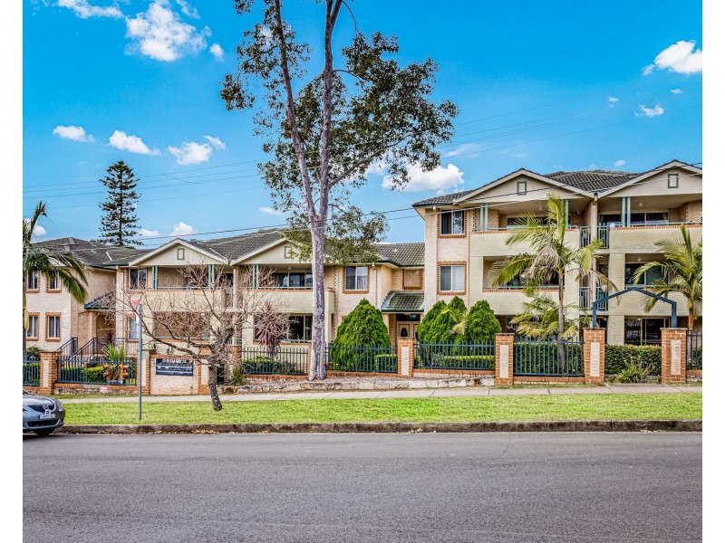 11/13 Railway Street, Baulkham Hills NSW 2153