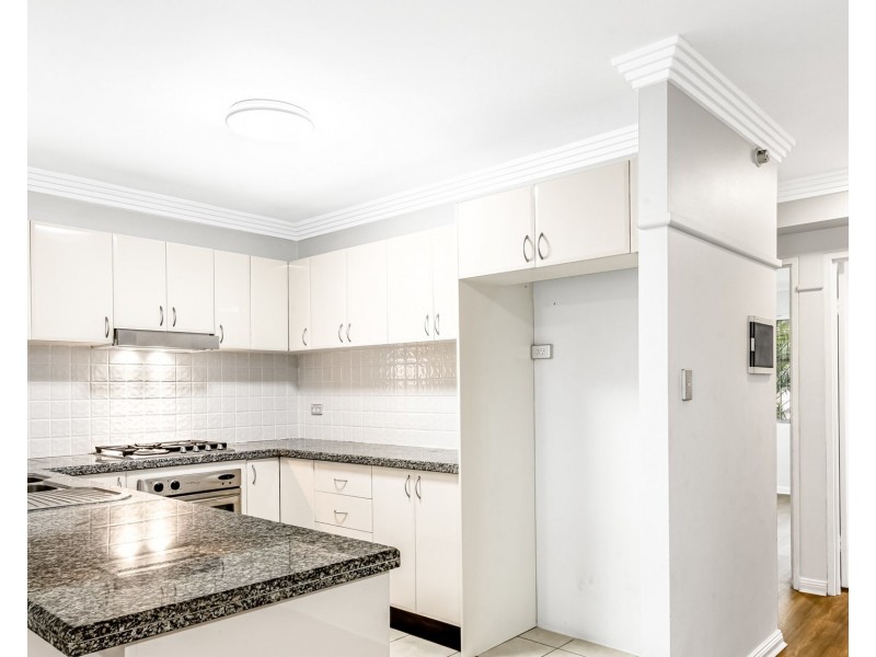 11/13 Railway Street, Baulkham Hills NSW 2153