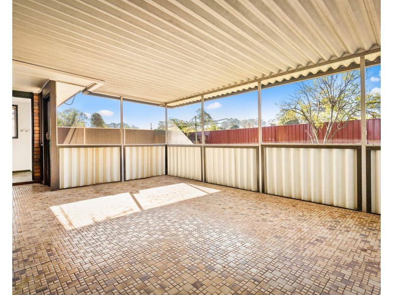 37 Orleans Crescent, Toongabbie NSW 2146