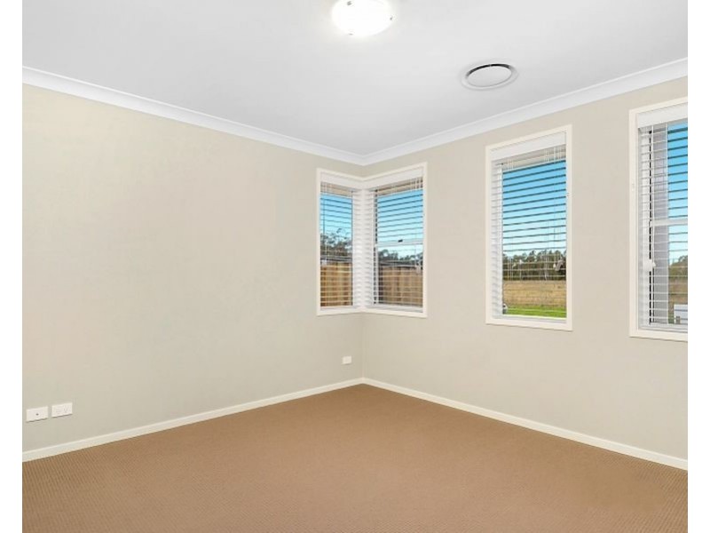 120 Greenview Parade, The Ponds NSW 2769