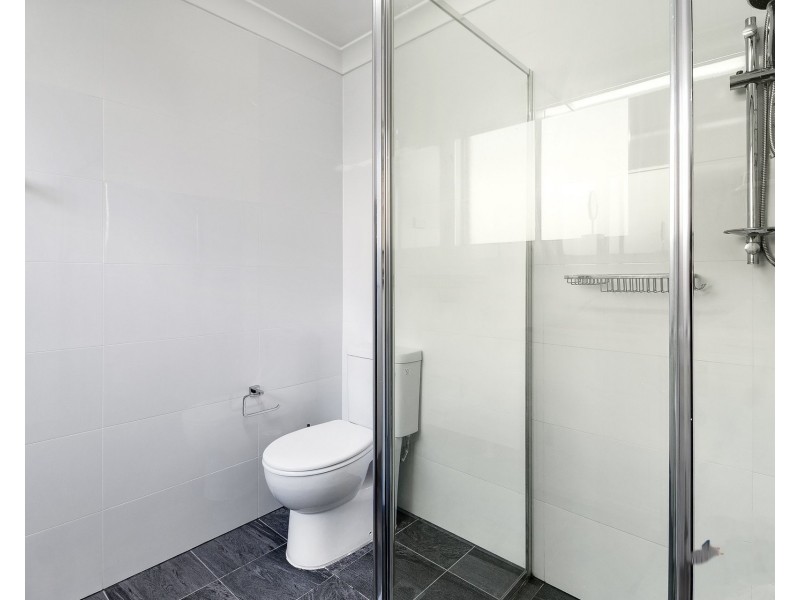 2a Braeside Road, Greystanes NSW 2145