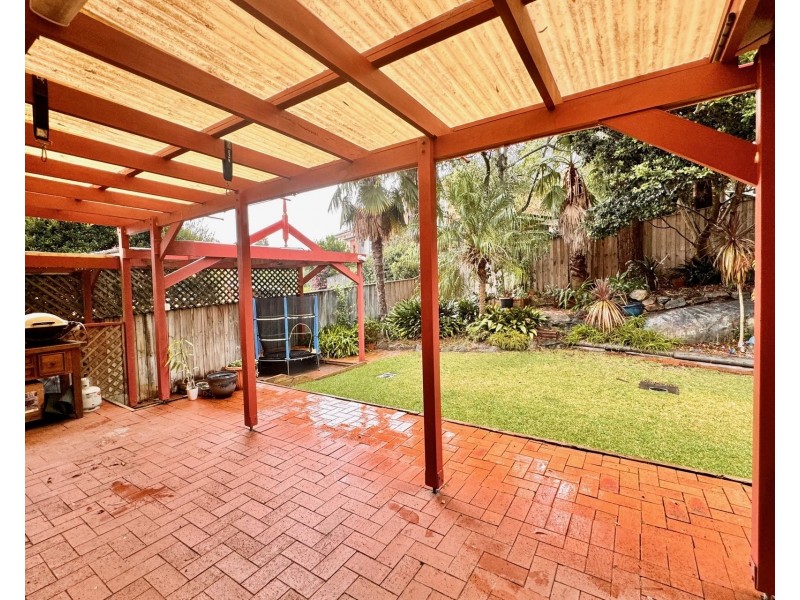 10 Millstream Grove, Dural NSW 2158