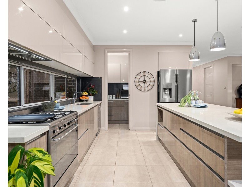 12 Farmhouse Avenue, Pitt Town NSW 2756