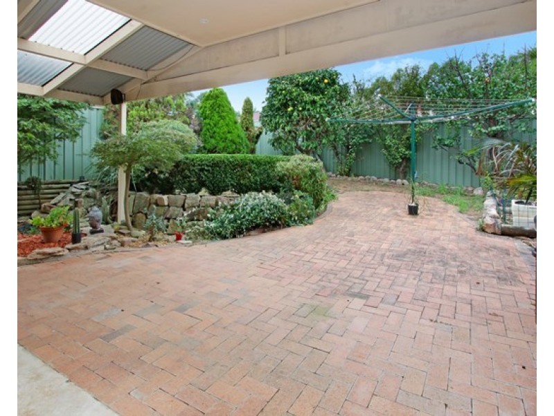 4 Meldon Place, Stanhope Gardens NSW 2768