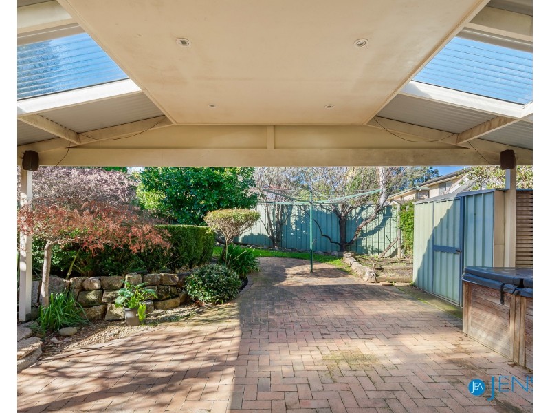 4 Meldon Place, Stanhope Gardens NSW 2768