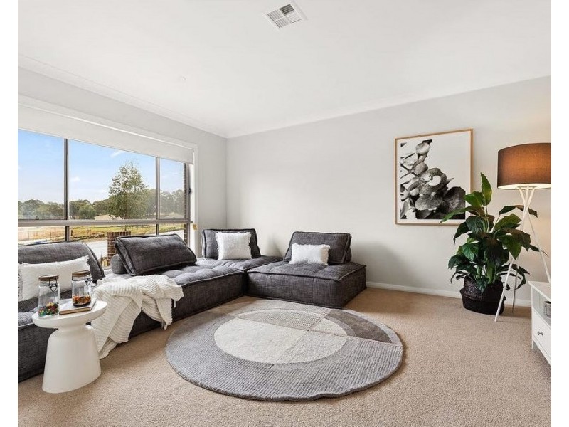 45 Thorpe Way, Box Hill NSW 2765