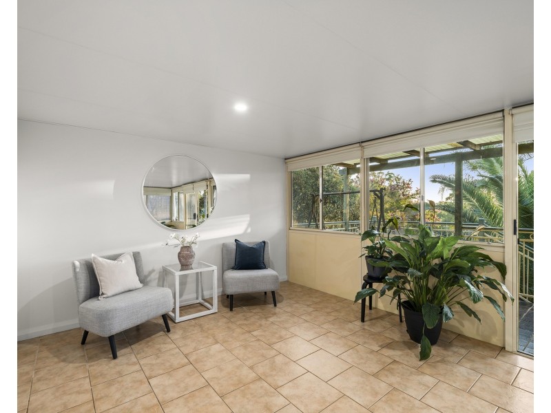 32 Buckingham Road, Baulkham Hills NSW 2153