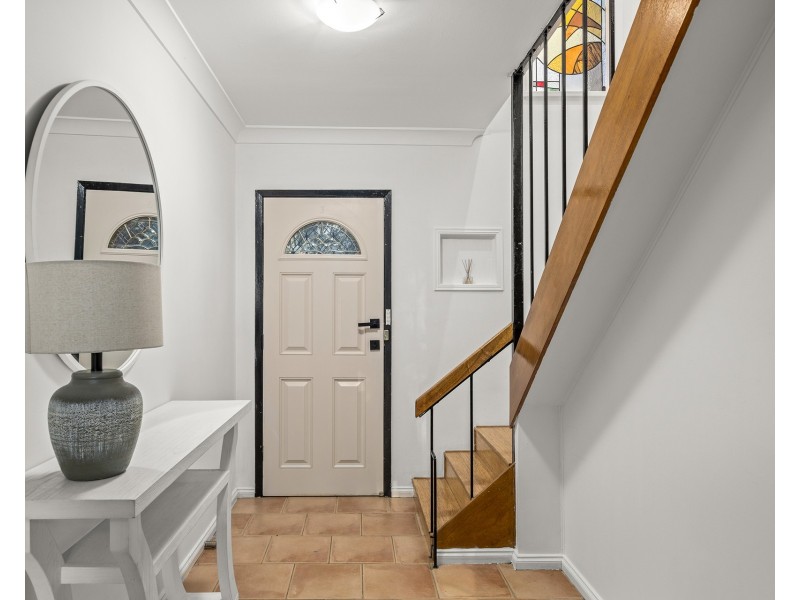 32 Buckingham Road, Baulkham Hills NSW 2153