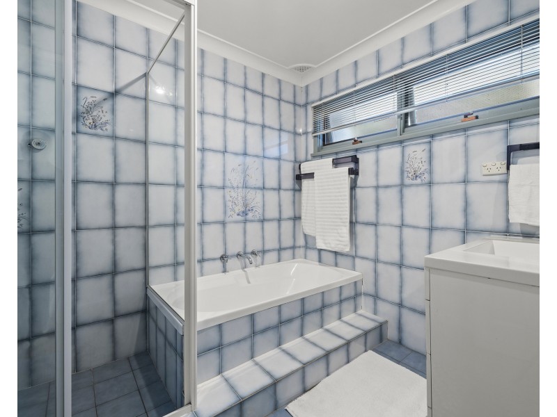 32 Buckingham Road, Baulkham Hills NSW 2153