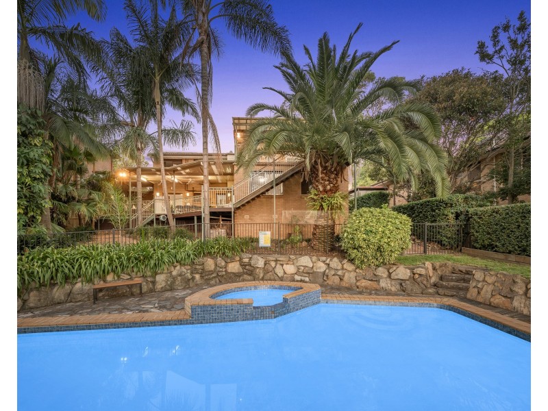 32 Buckingham Road, Baulkham Hills NSW 2153
