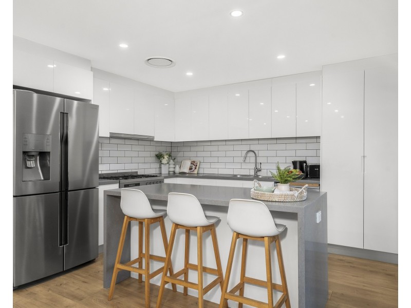 60-60A Tamboura Avenue, Baulkham Hills NSW 2153