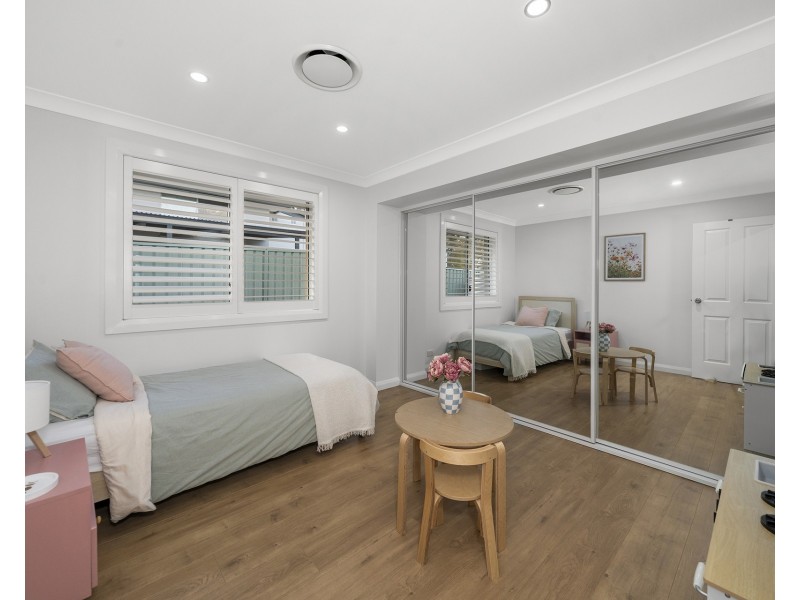 60-60A Tamboura Avenue, Baulkham Hills NSW 2153