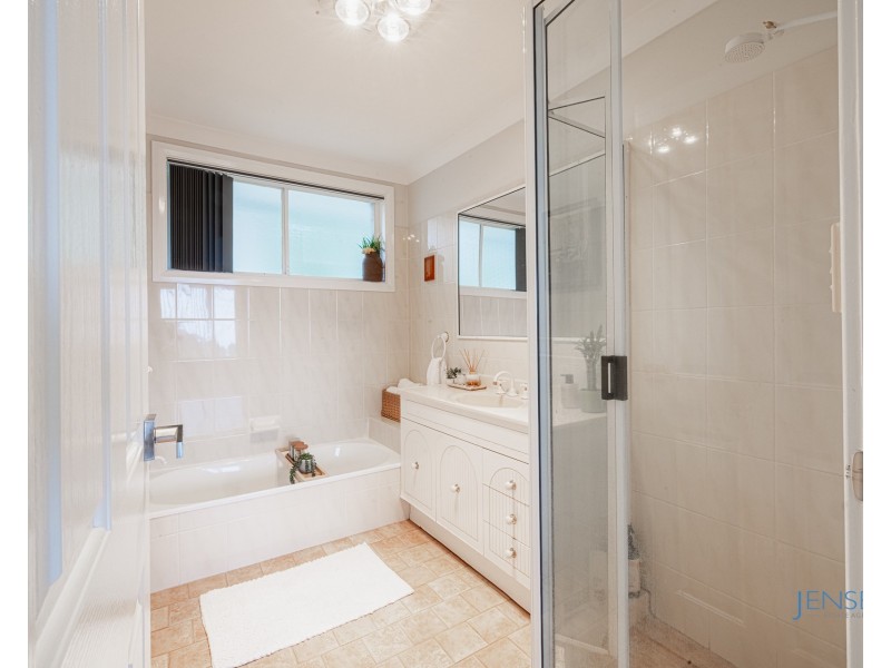 10 Bogan Avenue, Baulkham Hills NSW 2153