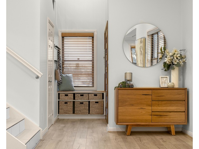 2 Mangalore Drive, Winston Hills NSW 2153