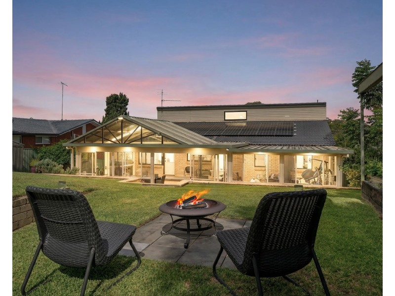 27 Geraldine Avenue, Baulkham Hills NSW 2153