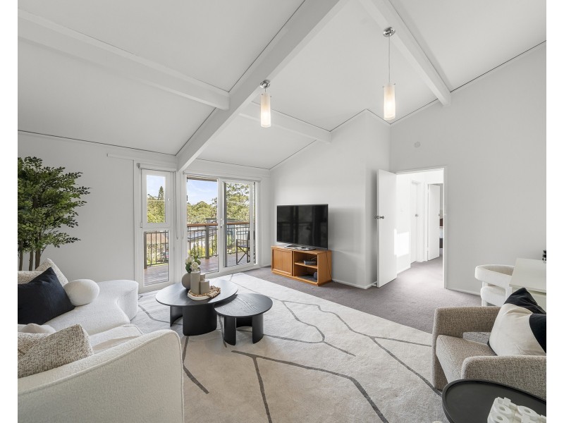 27 Geraldine Avenue, Baulkham Hills NSW 2153