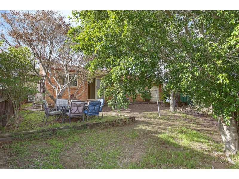 7 Glenella Way, Minto NSW 2566