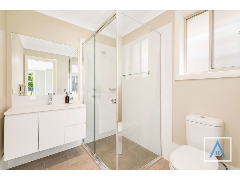 7 Richards Loop, Oran Park NSW 2570