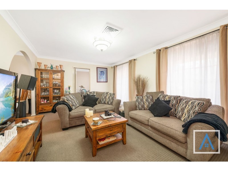 12 Warriewood Street, Woodbine NSW 2560