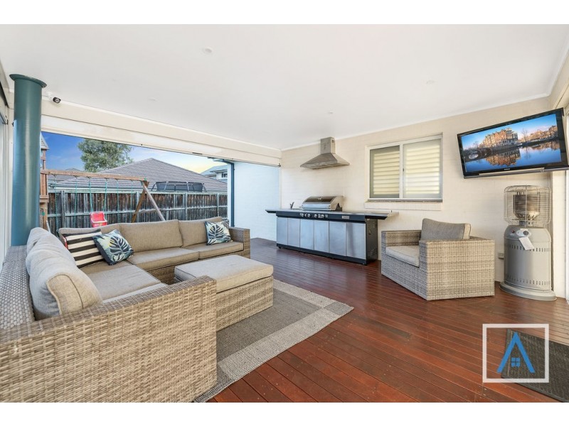 35 Rheinbergers Circuit, Elderslie NSW 2570