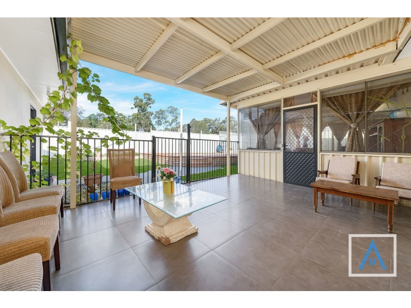 10 Kullaroo Avenue, Bradbury NSW 2560