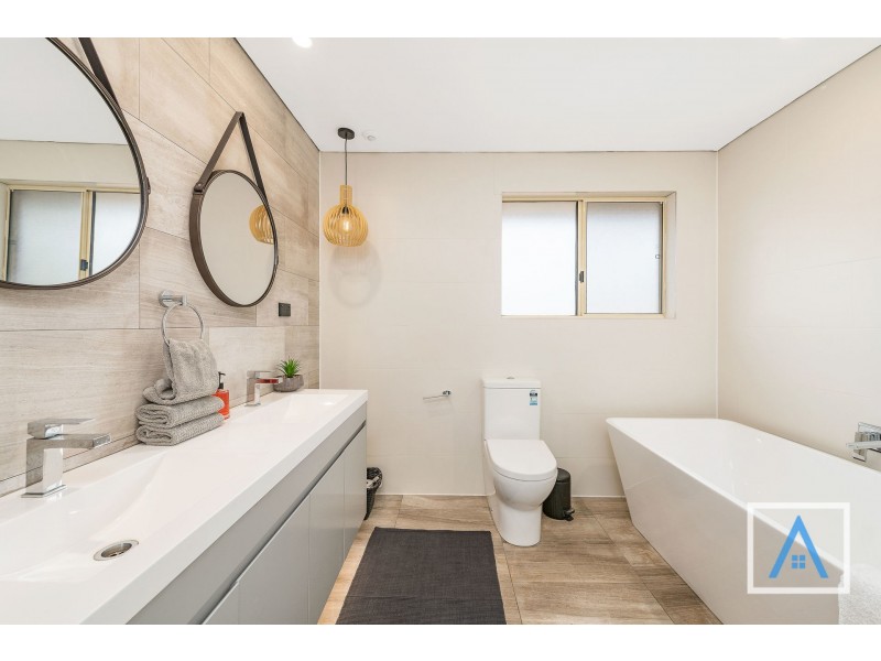 7 Ryan Close, St Andrews NSW 2566