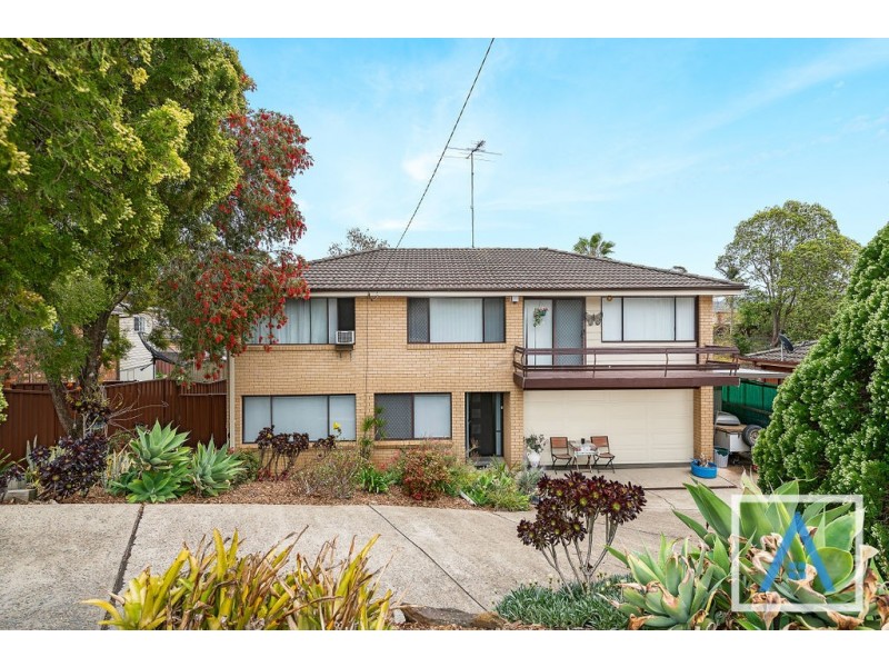 4 Abercrombie Street, Leumeah NSW 2560