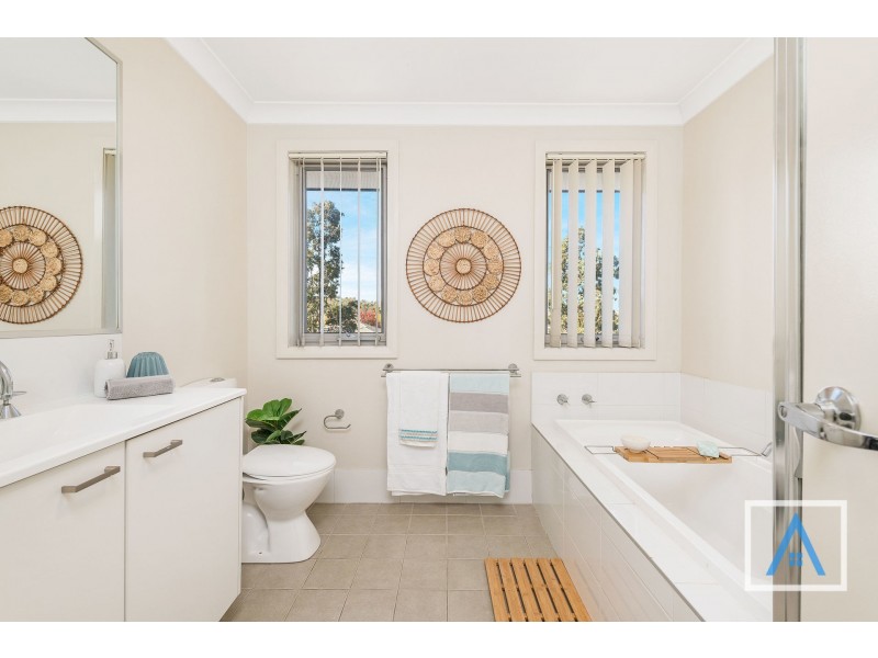 204 Richardson Road, Spring Farm NSW 2570