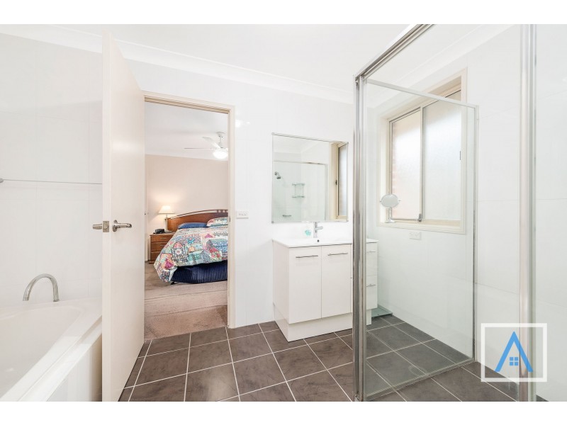 123 Parkholme Circuit, Englorie Park NSW 2560