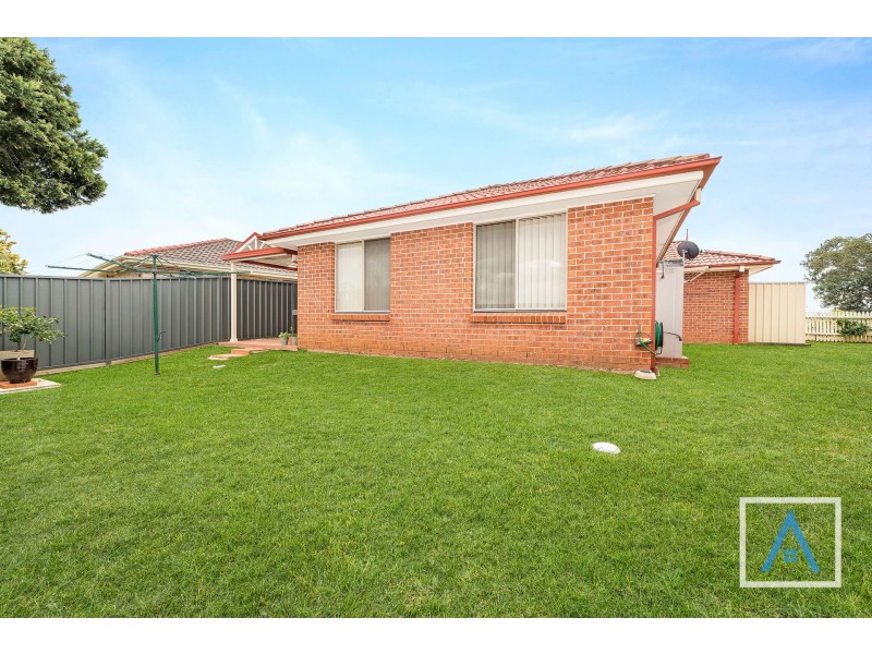 123 Parkholme Circuit, Englorie Park NSW 2560