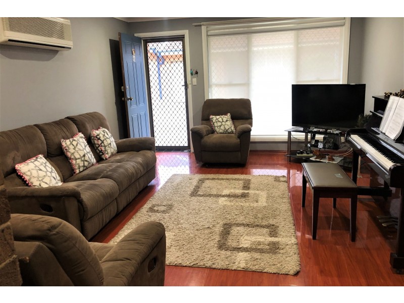 12/2 Bensley Road, Macquarie Fields NSW 2564