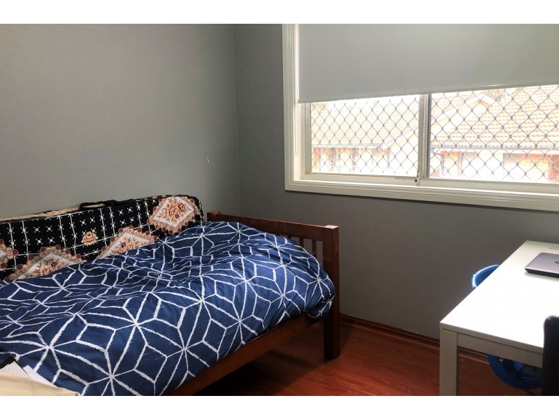 12/2 Bensley Road, Macquarie Fields NSW 2564