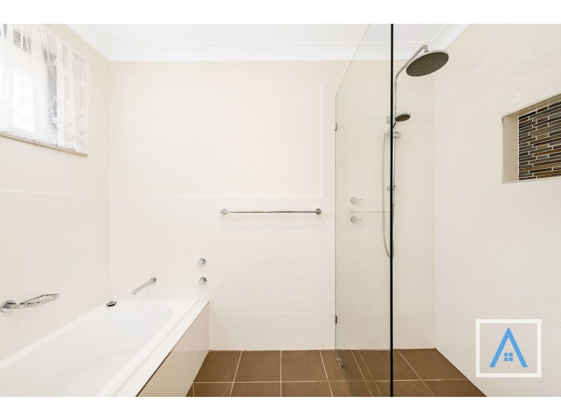 7 Palomino Close, Eschol Park NSW 2558