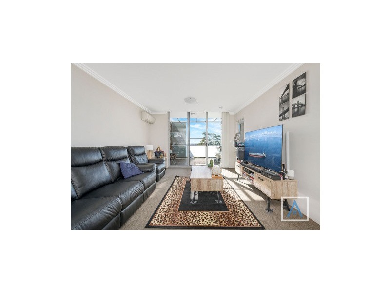 17/43 Santana Road, Campbelltown NSW 2560