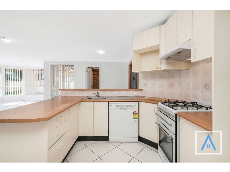 32 Pyramus Circuit, Rosemeadow NSW 2560