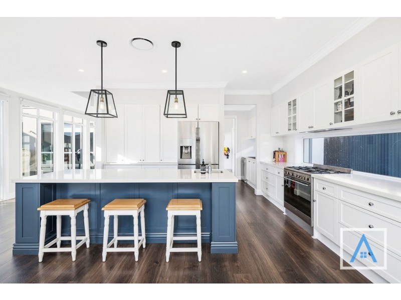 21 Chamberlain Way, Harrington Park NSW 2567